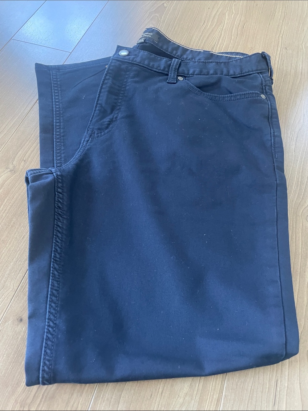 Banana Republic Navy Travel Athletic Pants Sz 38/32 Preowned